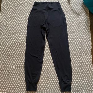 Lululemon Black Align Joggers Size 4